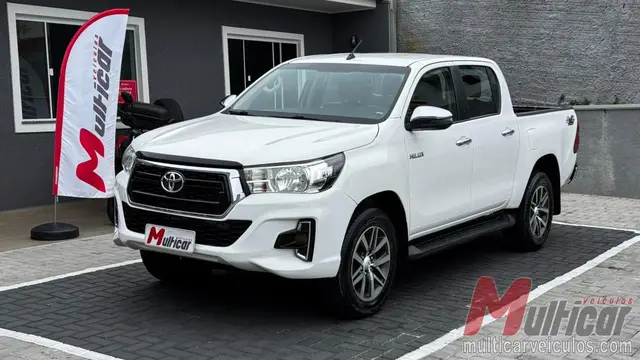 Carro Toyota Hilux Cabine Dupla 2019 Hilux 2.8 TDI SRV CD 4x4 (Aut)