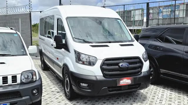 Carro Ford Transit 2024 Minibus 15 Lug. 2.0 16V Die Aut.