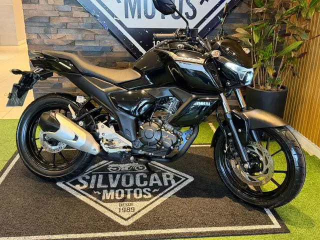 Moto Yamaha YS 150 Fazer 2023 SED
