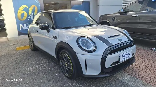 Carro MINI Cooper 2023 SE Sport 3p (Elétrico)