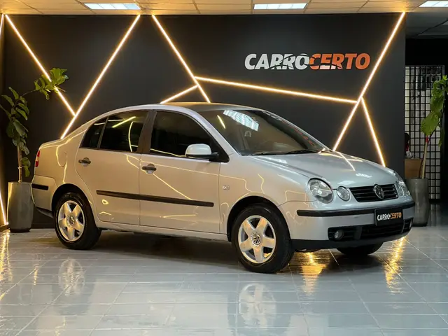Carro Volkswagen Polo Sedan 2005 1.6 8V