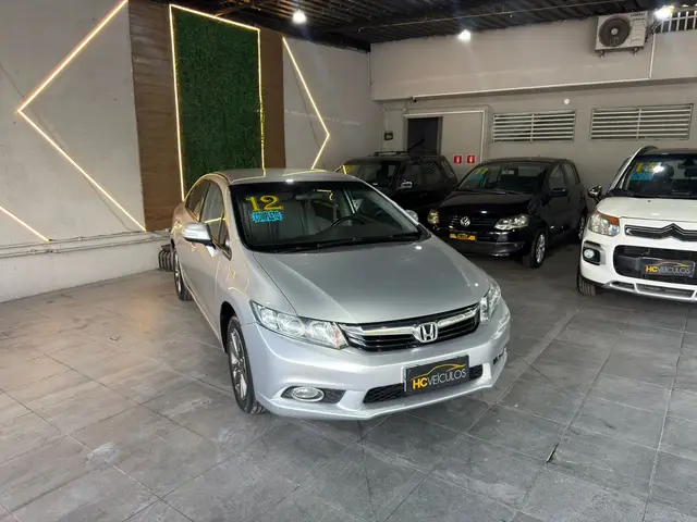Carro Honda Civic 2012 New  LXL 1.8 16V i-VTEC (Flex)