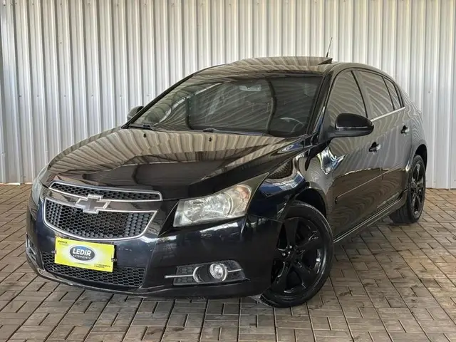 Carro Chevrolet Cruze 2014 HB Sport LTZ 1.8 16V FlexP. 5p Mec