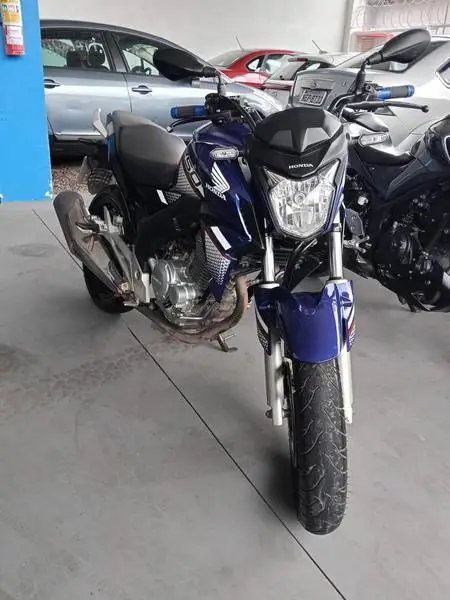 Moto Honda CB 250F Twister 2022 (CBS)