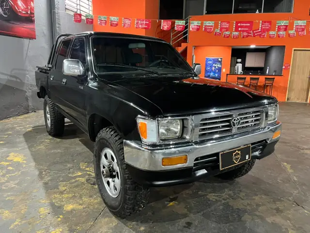 Carro Toyota Hilux Cabine Dupla 2001 Hilux SR5 4x4 2.8 (cab. dupla)