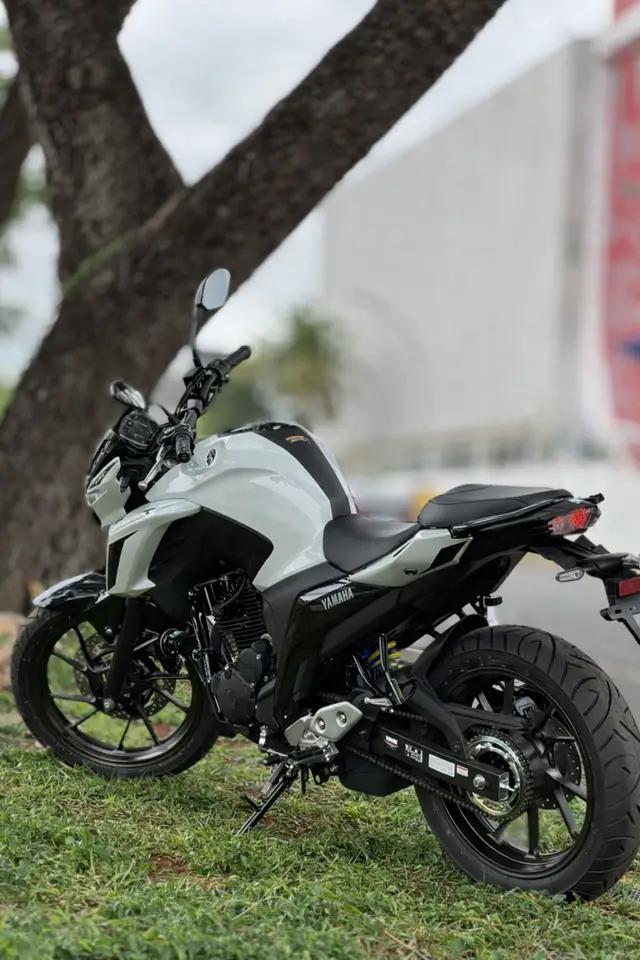 Moto Yamaha Fazer FZ25 2026 Connected