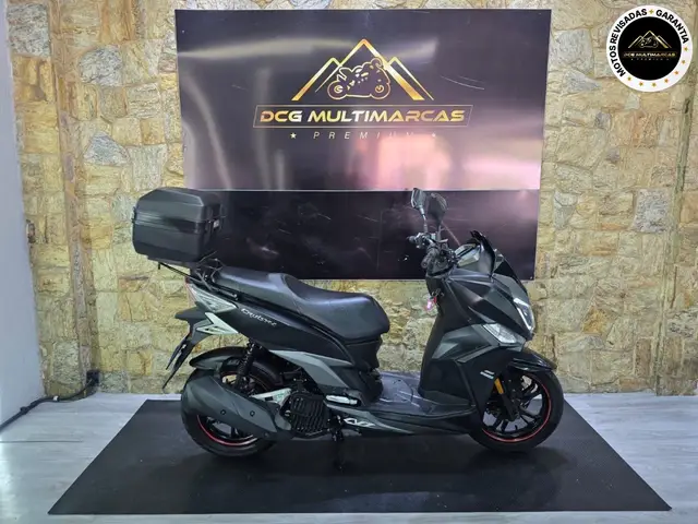 Moto Dafra Cruisym 2023 150 CBS