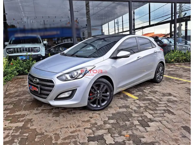 Carro Hyundai i30 2016 I30 1.8 16V MPI (Básico+Teto)