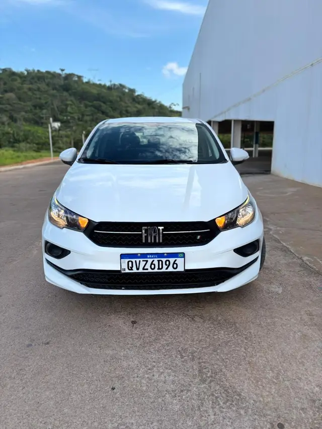 Carro Fiat Cronos 2022 Drive 1.3 S-Design (Flex)