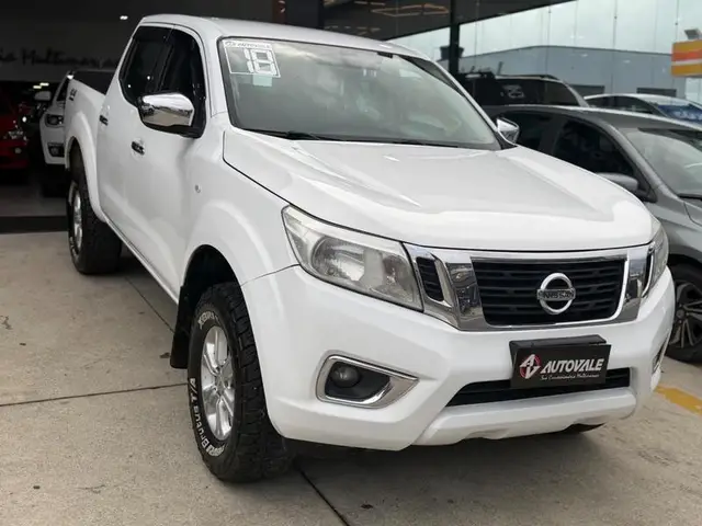 Carro Nissan Frontier 2018 2.3 TD CD SE 4x4 (Aut)