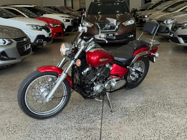 Moto Yamaha XVS 650 2008 Drag Star