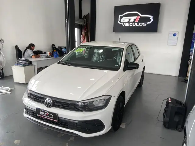 Carro Volkswagen Polo 2024 Track 1.0 Flex 12V 5p