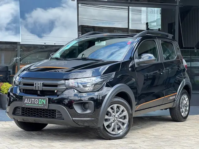 Carro Fiat Mobi 2025 Trekking 1.0