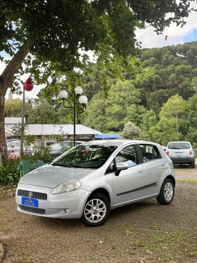 Carro Fiat Punto 2010 ELX 1.4 (Flex)