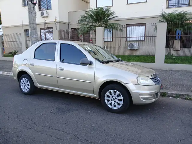 Carro Renault Logan 2013 Authentique 1.0 16V (flex)