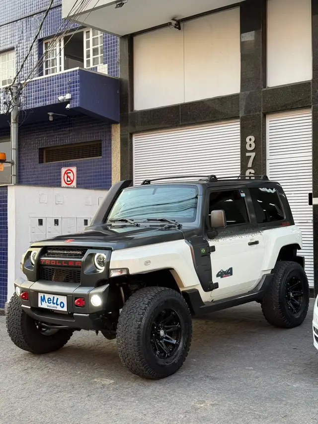 Carro Troller T4 2017 3.2 Diesel XLT 4x4