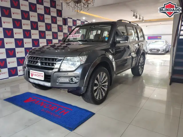 Carro Mitsubishi Pajero Full 2018 3.2 DI-D 5D HPE 4WD
