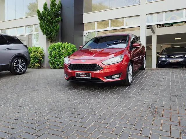 Carro Ford Focus Sedan 2017 SE 2.0 PowerShift