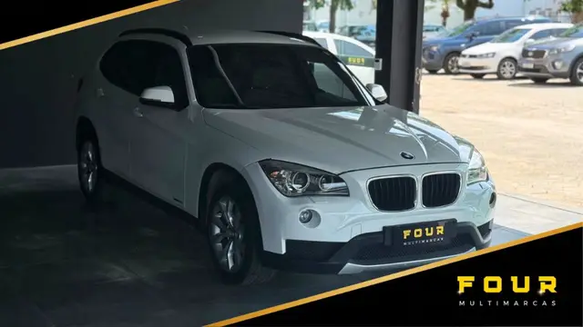 Carro BMW X1 2013 2.0 sDrive18i (aut)