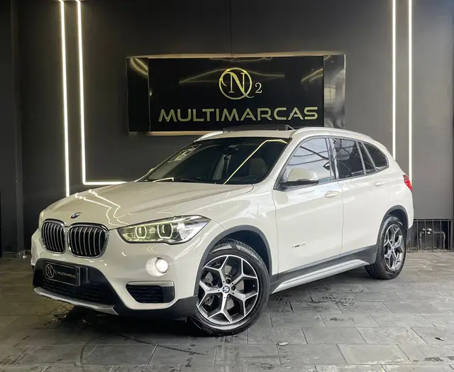 Carro BMW X1 2016 2.0 sDrive20i GP