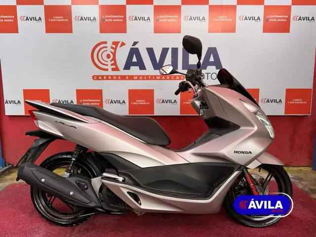 Moto Honda PCX 150 2017 DLX