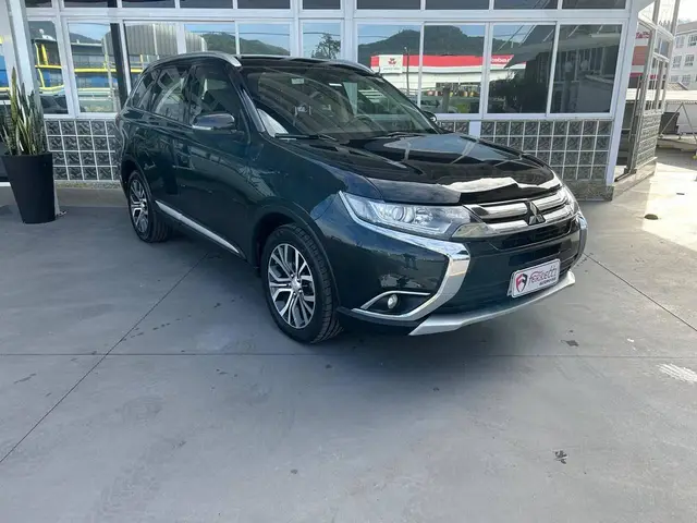 Carro Mitsubishi Outlander 2017 2.2 DI-D Top 4WD