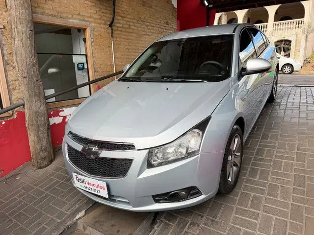 Carro Chevrolet Cruze 2012 LT 1.8 16V Ecotec (Flex)