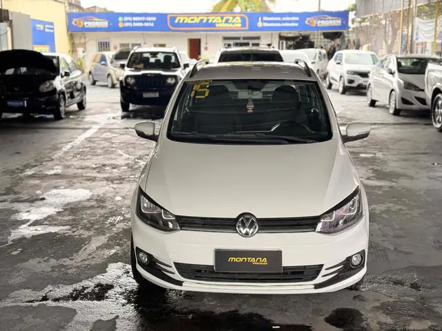 Carro Volkswagen SpaceFox 2015 1.6 VHT Comfortline (Flex)