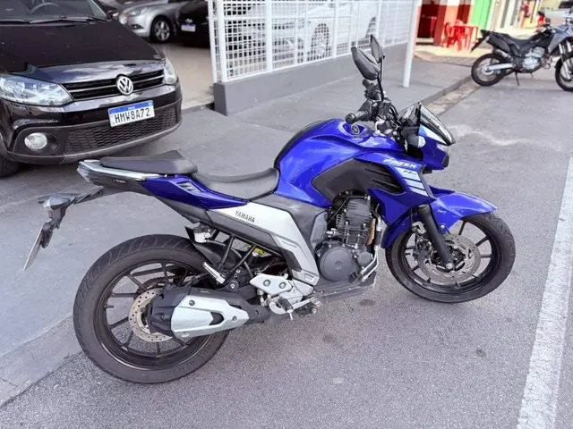 Moto Yamaha YS 250 Fazer 2022 ABS