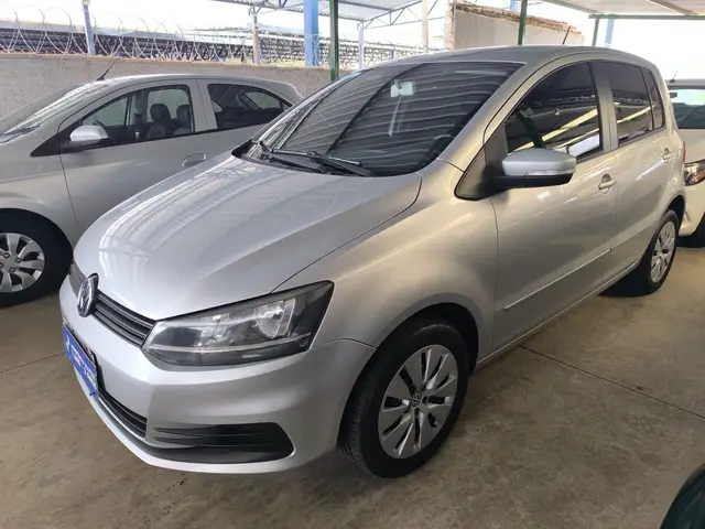 Carro Volkswagen Fox 2016 1.6 MSI Trendline (Flex)