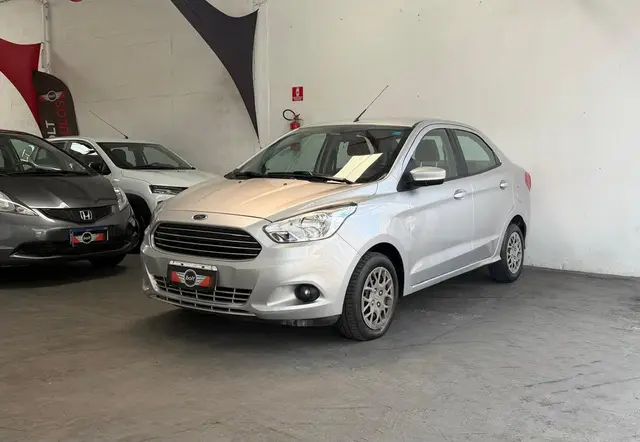 Carro Ford Ka Sedan 2016 SE Plus 1.5 16v (Flex)