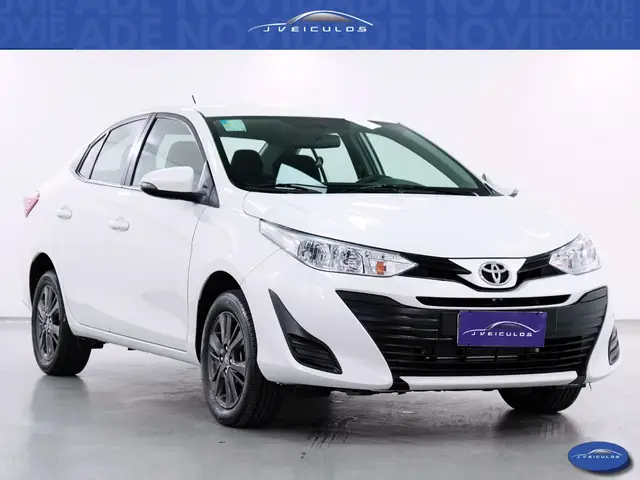 Carro Toyota Yaris Sedan 2020 1.5 XL Plus Tech CVT (Flex)