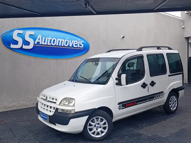 Carro Fiat Doblò 2008 ELX 1.8 8V (Flex)