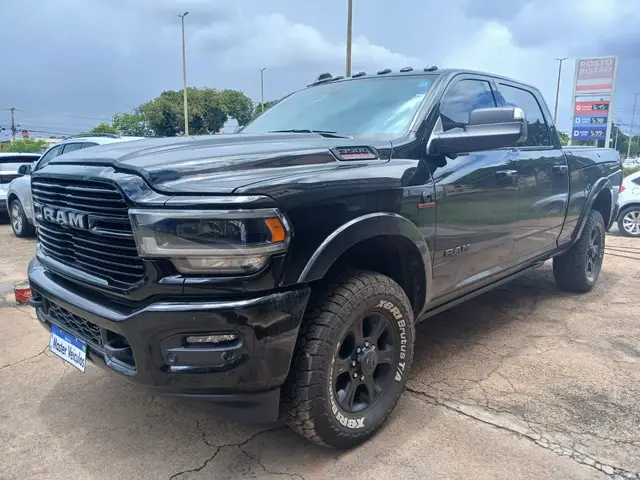 Carro Ram 3500 2022 Laramie 6.7