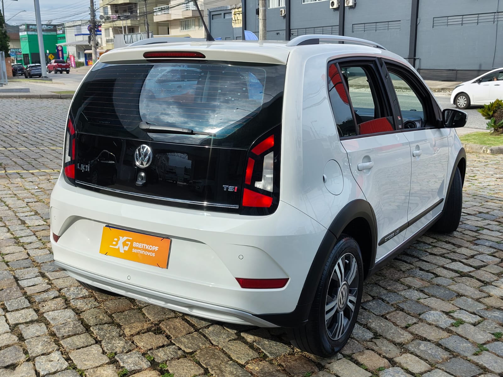 vw - volkswagen up! 1.0 12v tsi e-flex cross