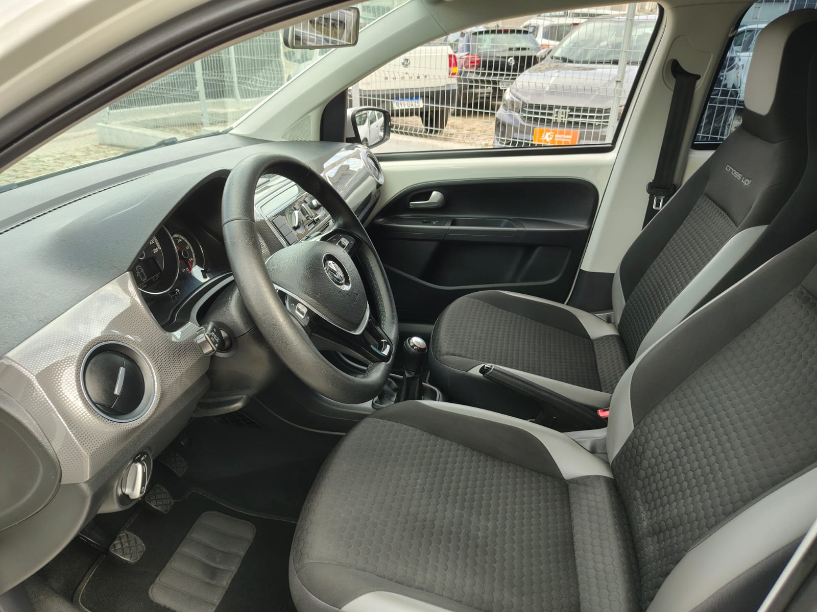 vw - volkswagen up! 1.0 12v tsi e-flex cross