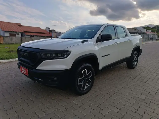 Carro Ram Rampage 2024 Rebel 2.0 Turbodiesel