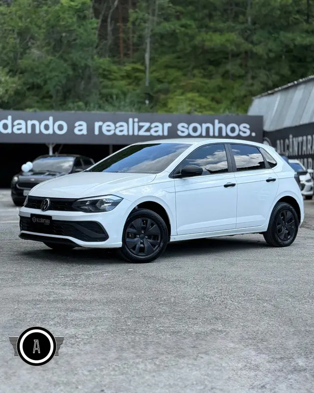 Carro Volkswagen Polo 2025 Track 1.0 Flex 12V 5p