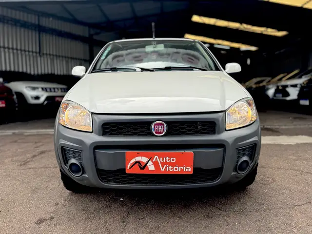 Carro Fiat Strada 2015 Working 1.4 (Flex)
