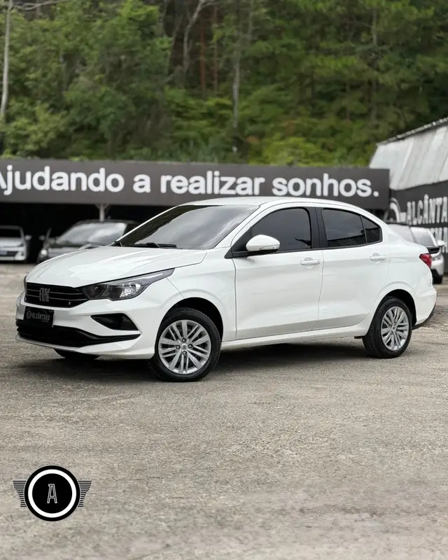 Carro Fiat Cronos 2025 Drive 1.0