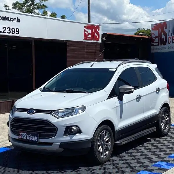 Carro Ford EcoSport 2015 Ecosport Freestyle 1.6 16V (Flex)