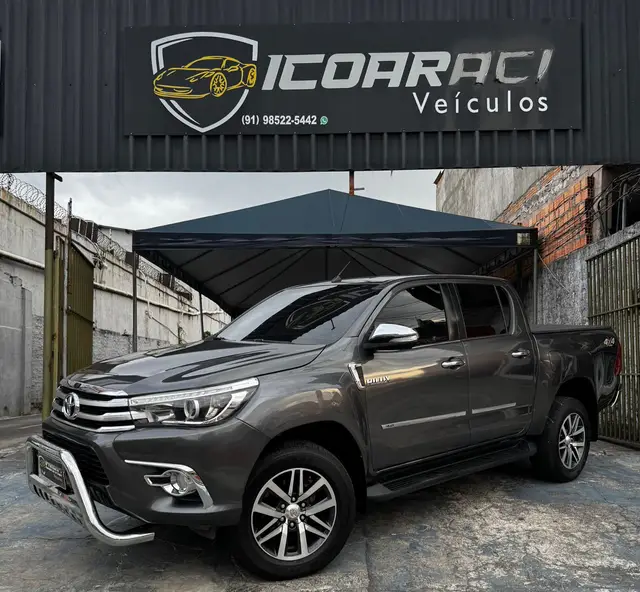 Carro Toyota Hilux Cabine Dupla 2017 Hilux 2.8 TDI SRX CD 4x4 (Aut)