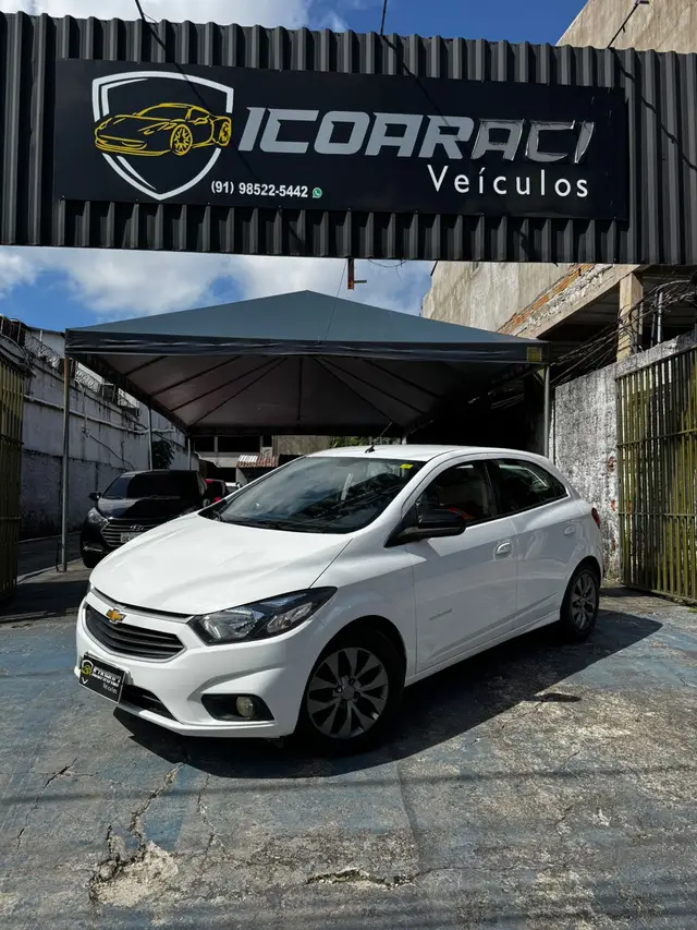 Carro Chevrolet Onix 2018 1.4 Advantage SPE/4 (Aut)
