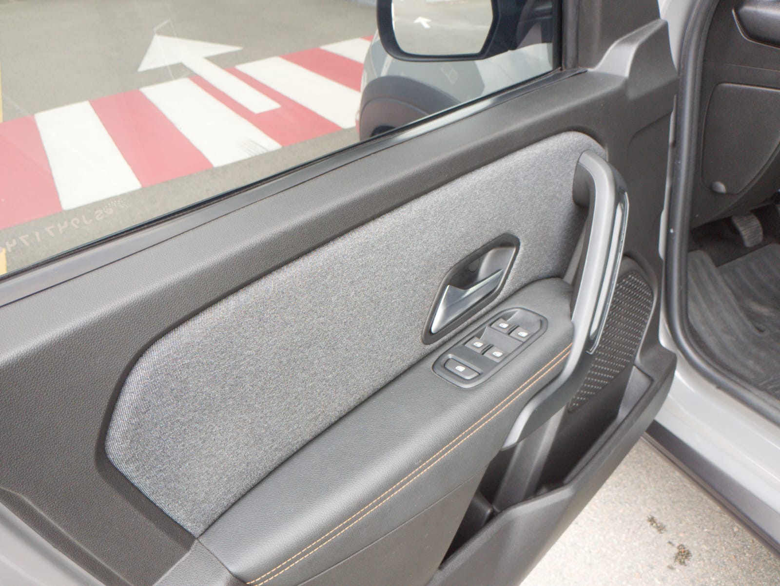 renault oroch iconic 1.6 (flex)