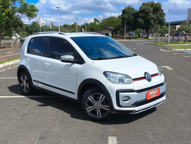 Carro Volkswagen Up! 2018 1.0 12v TSI E-Flex Cross