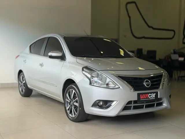 Carro Nissan Versa 2018 1.6 16V SL FlexStart CVT (Flex)
