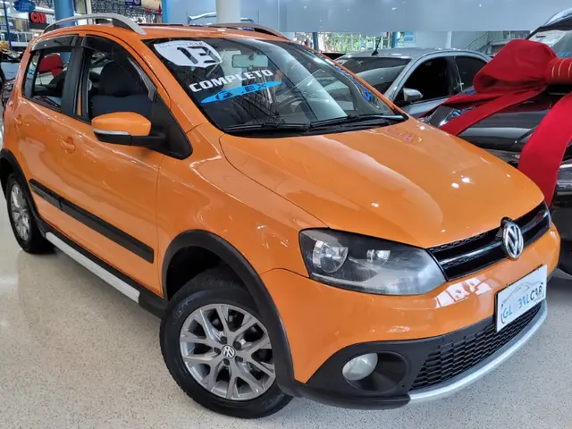 Carro Volkswagen CrossFox 2013 1.6 VHT (Flex)