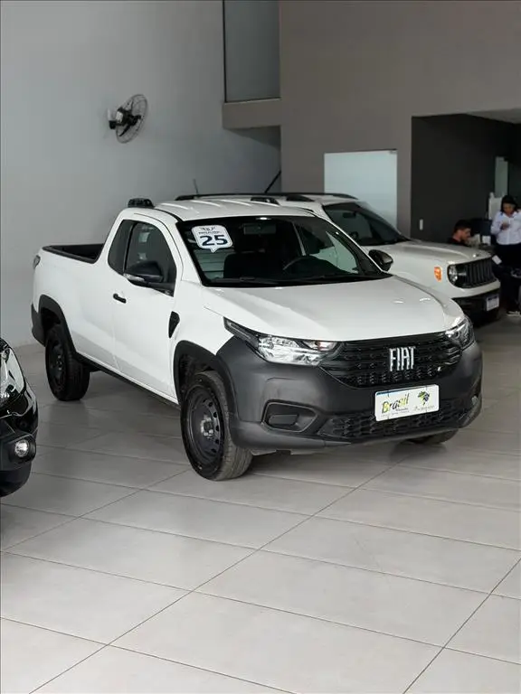 Carro Fiat Strada 2025 Endurance 1.3 Flex 8V CS