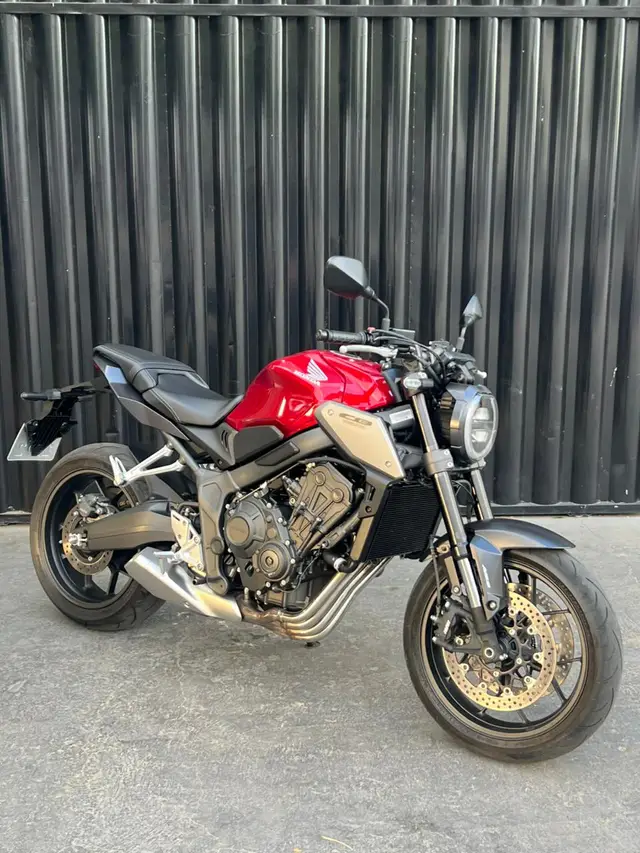 Moto Honda CB 650R 2024 (ABS)