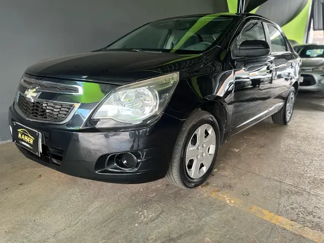 Carro Chevrolet Cobalt 2015 LT 1.4 8V (Flex)